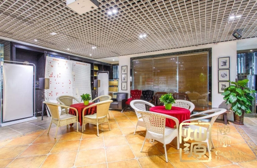 南寧辦公區(qū)裝修公司解說如何設(shè)計好辦公室接待室與休閑區(qū)