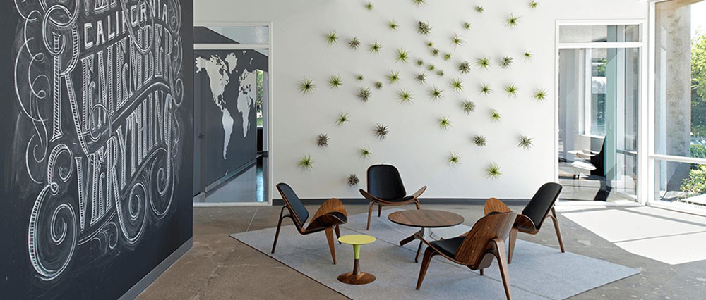 辦公室墻面裝飾通過(guò)色彩搭配處理體現(xiàn)個(gè)性化的四個(gè)原理