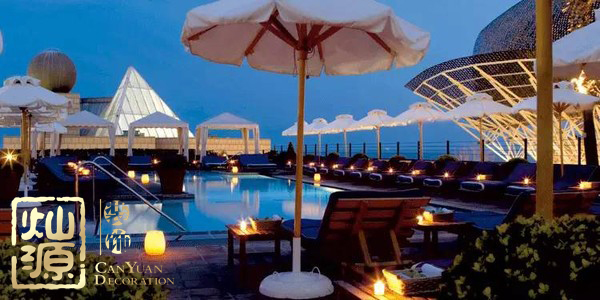 全球首個(gè)無(wú)邊泳池即將開(kāi)建 屋頂泳池或?qū)⒊蔀槁玫晷聦? /> 
</p>
<p>
	<br  />
</p>
<p>
	<b>3.圣保羅HOTEL UNIQUE</b> 
</p>
<p style=