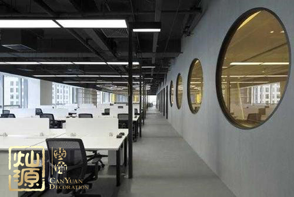 ofo小黃車日均退款3500人 ，走下神壇的小黃車辦公室人去樓空？