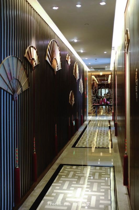 這樣的自助餐廳裝修設(shè)計，客人還不得沖著進來消費？