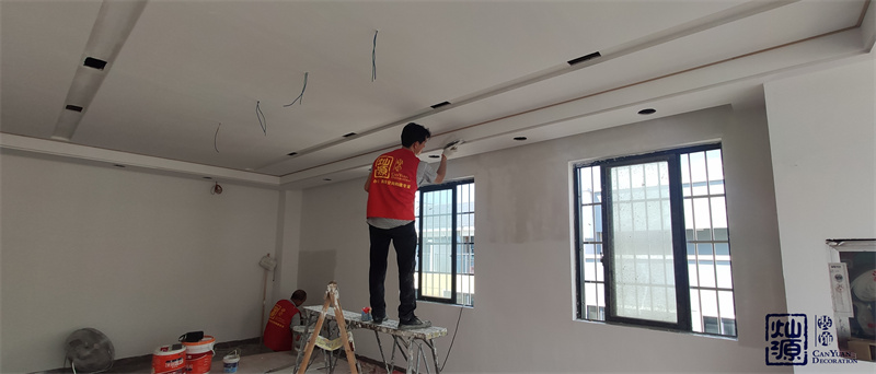 跟我一樣想創(chuàng)業(yè)開個(gè)小公司的，辦公室裝修公司你們都是怎么選的啊？