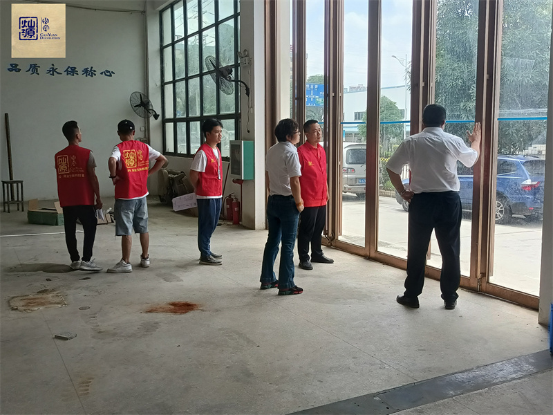 見血誤工不安全！別讓“三無(wú)”南寧裝修公司坑慘了你！