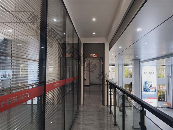 廣西合力叉車4s店裝修實(shí)景圖&mdash;燦源裝飾